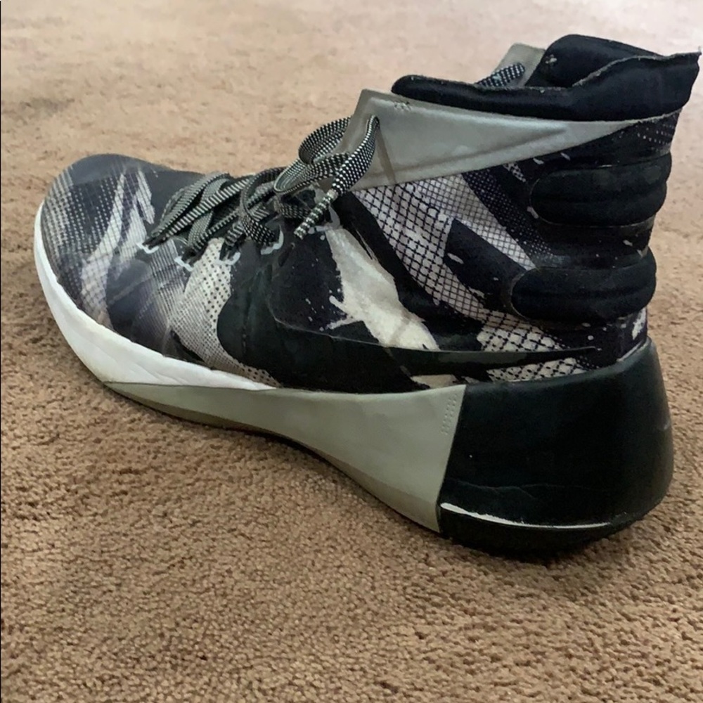 2015 HyperDunks